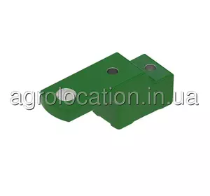 Кронштейн L154075 на John Deere (унікальний ID: L154075) Кронштейн L154075 на John Deere (унікальний ID: L154075)